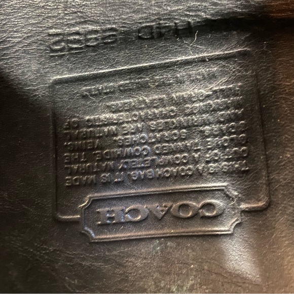 Authentic Vintage Coach Chrystie Crossbody Leather Bag 9892 in Black - Picture 7 of 10